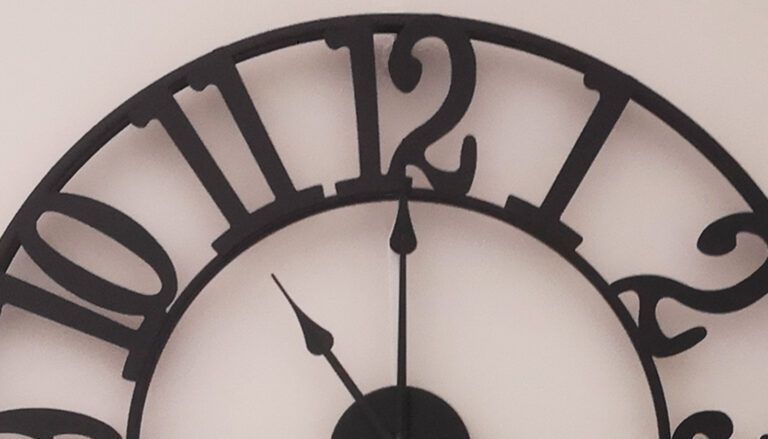 Hora reloj