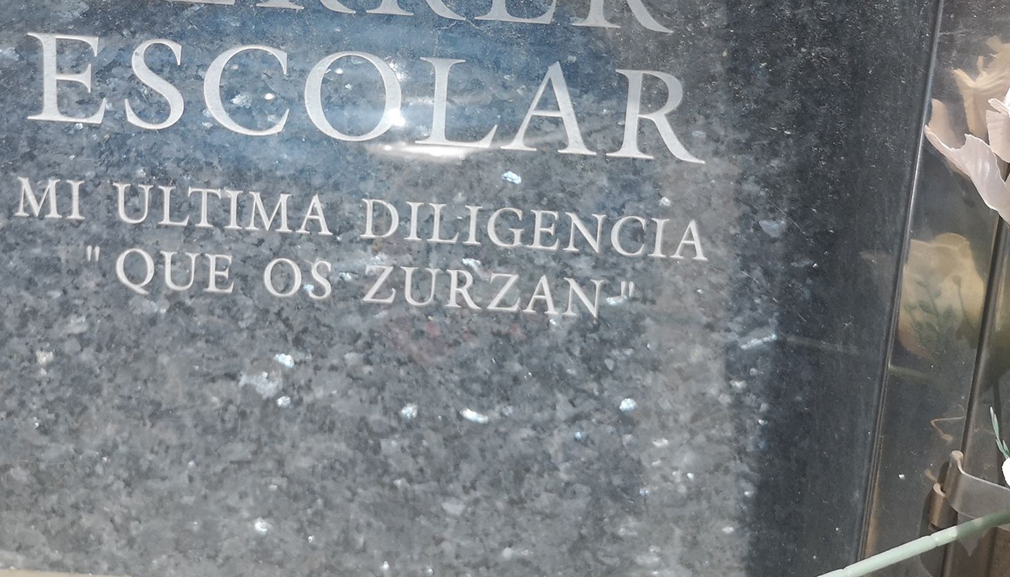 Epitafios (2)